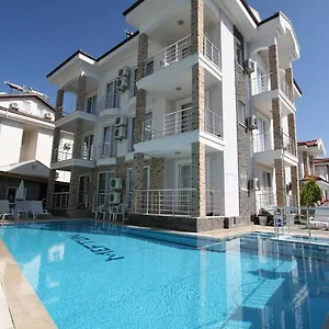stella-classic-apartments.turkeyfethiyehotels.com/