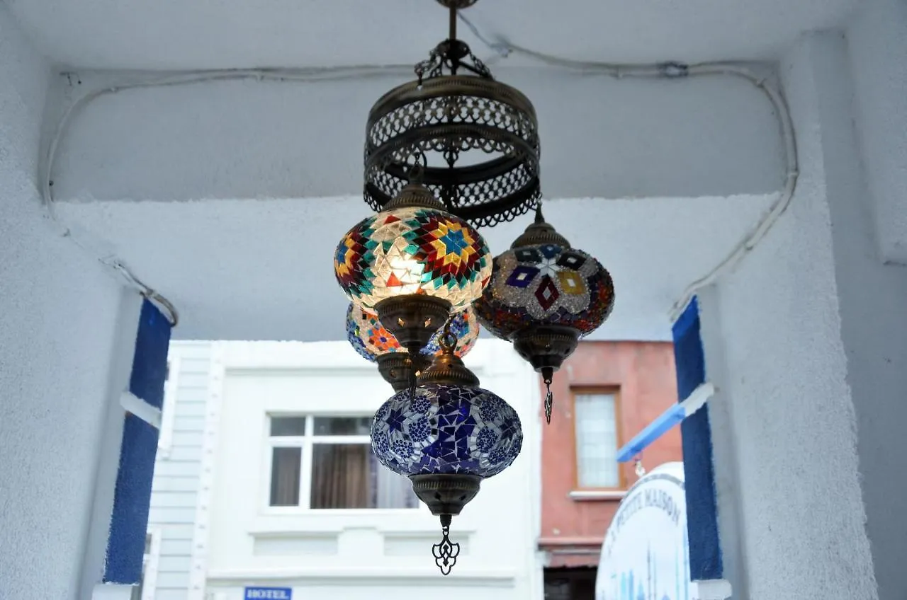 La Petite Maison Hotel Стамбул